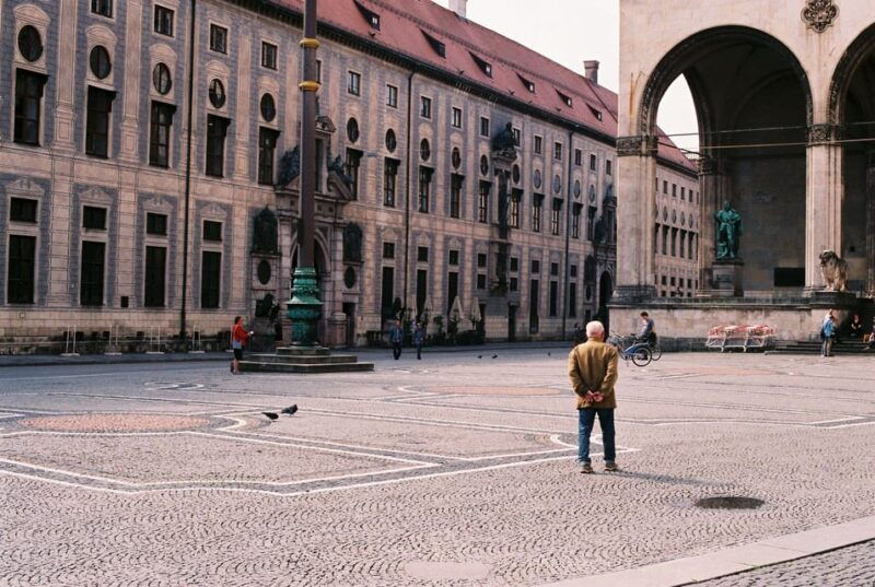 munich-private-guided-walking-tour-with-deutsche-museum