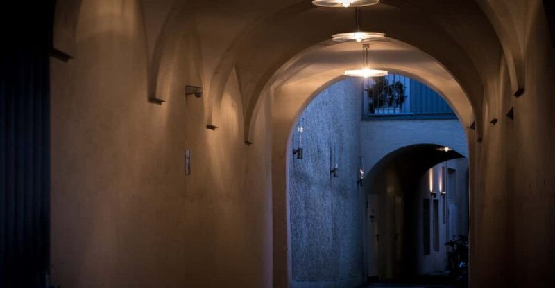 munich-raven-black-witches-and-executioners-walking-tour