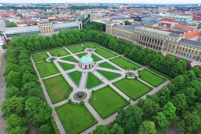 munich-residenz-palace-museum-and-treasury-private-tour