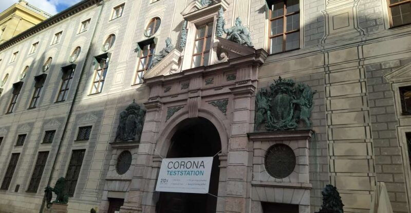 munich-residenz-private-tour-with-artists-and-historians