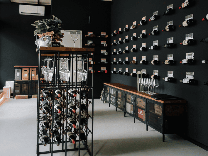 munich-romantic-wine-experience-for-two-at-viktualienmarkt