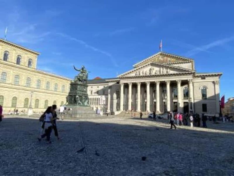 Munich: Sightseeing hopping Summer in the city with an aperitif drink - Exploring Munich’s Evening Charm: A Deep Dive  