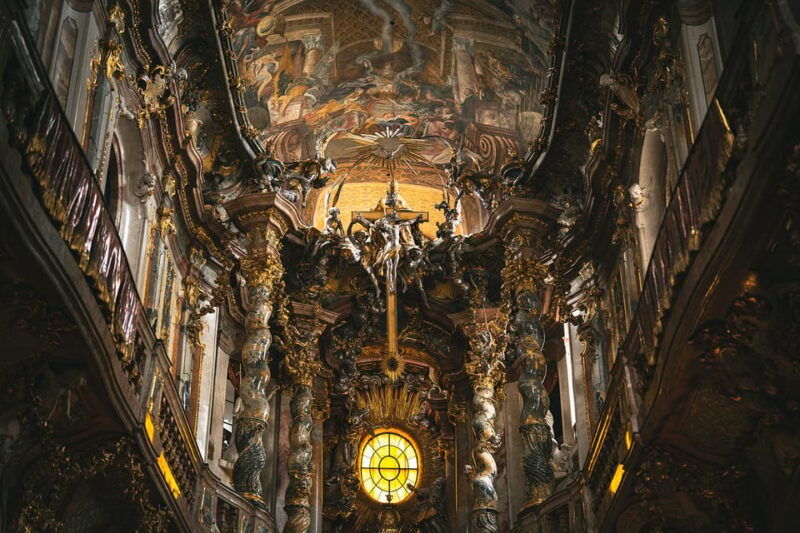 munich-spanish-guitar-bach-toccata-at-asamkirche