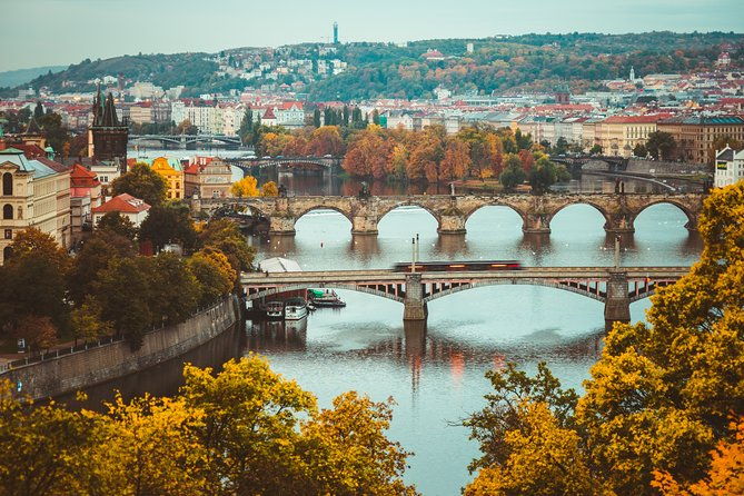 munich-to-prague-private-transfer-with-2-hours-of-sightseeing