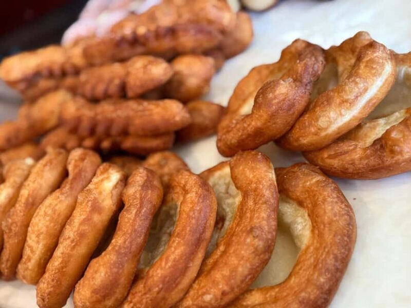 Munich: Viktualienmarkt & Altstadt Food Tour - Authenticity and Value