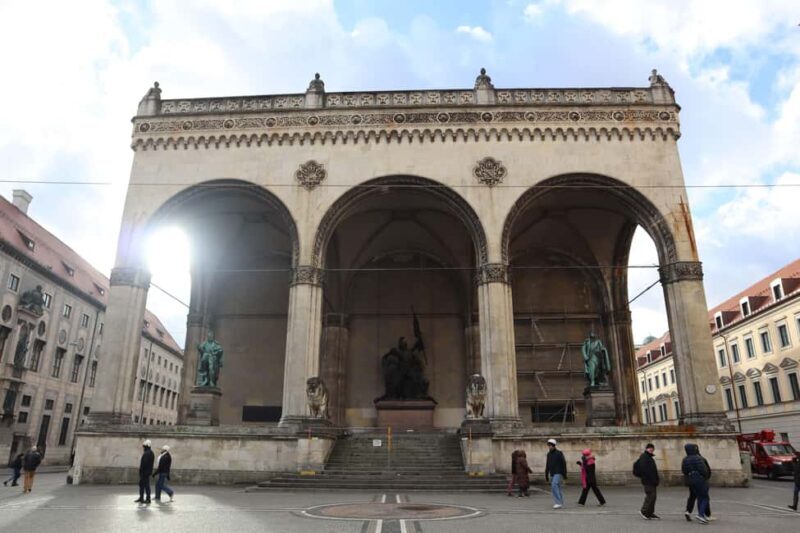 Munich: Walking tour "The Beginning and End of the Third Reich" - FAQs