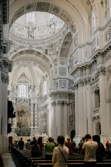 munichs-500-years-of-architecture-guided-tour