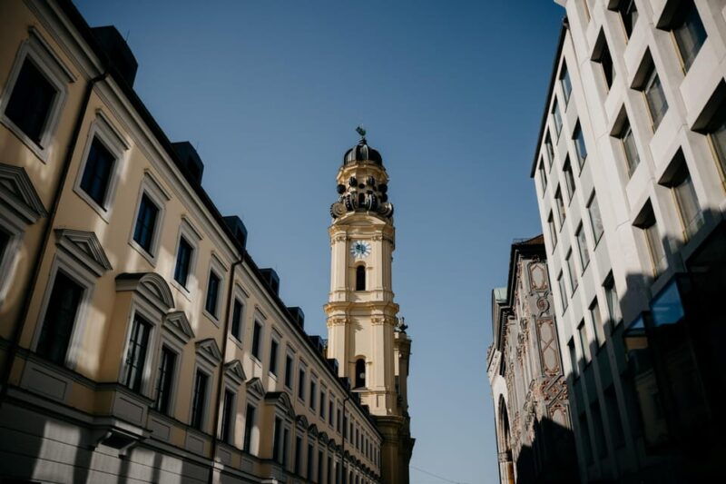 munichs-old-town-legends-guided-tour