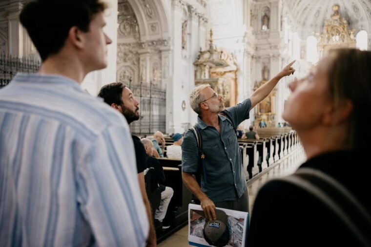munichs-old-town-legends-guided-tour