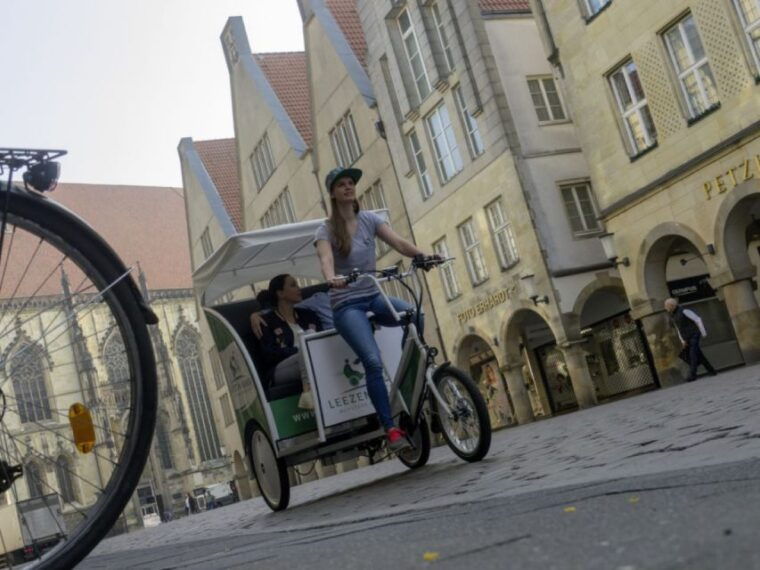 munster-private-guided-rickshaw-city-tour