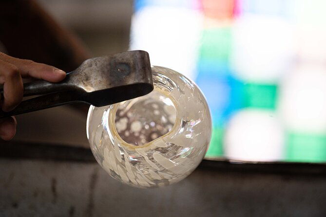 murano-glass-factory-experience-a-workshop-in-venice