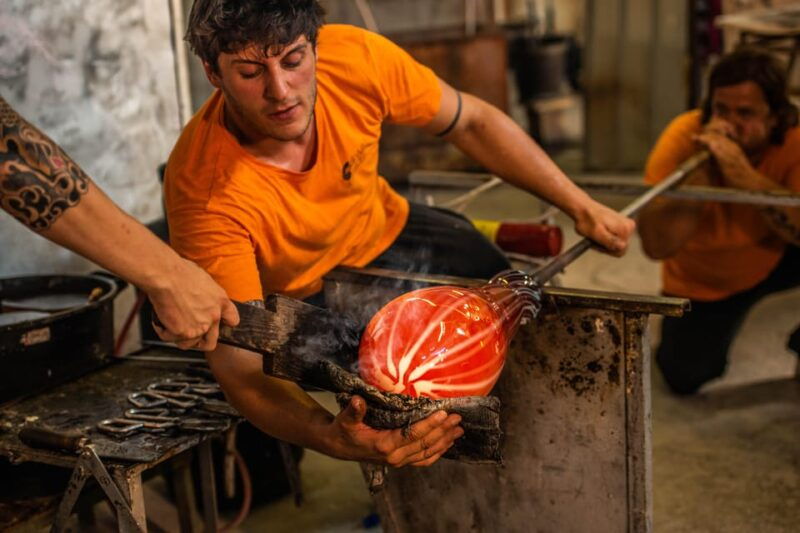 murano-glassblowing-workshop-for-beginners