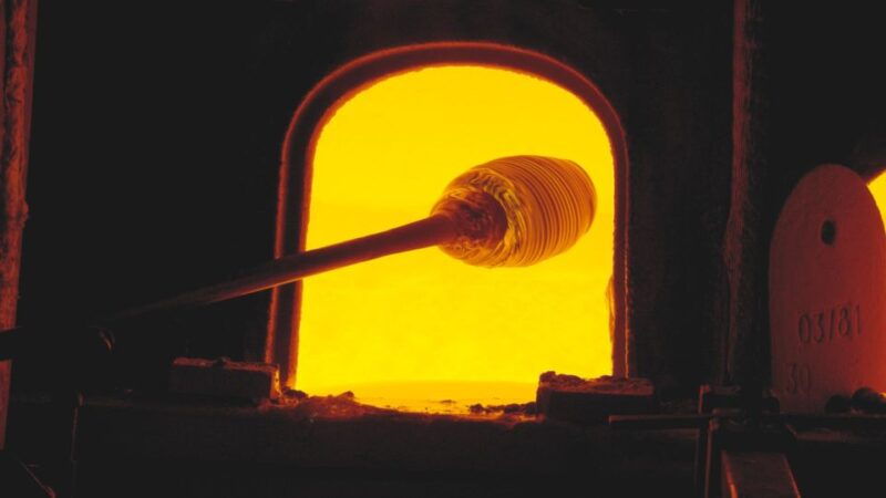 murano-make-your-item-with-a-glass-master-and-take-it-home