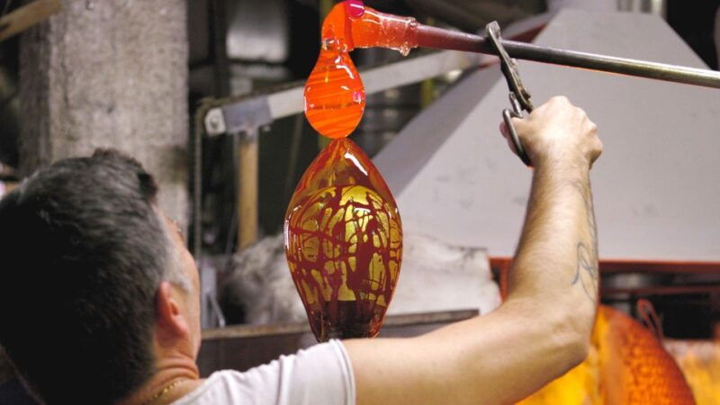 murano-make-your-item-with-a-glass-master-and-take-it-home
