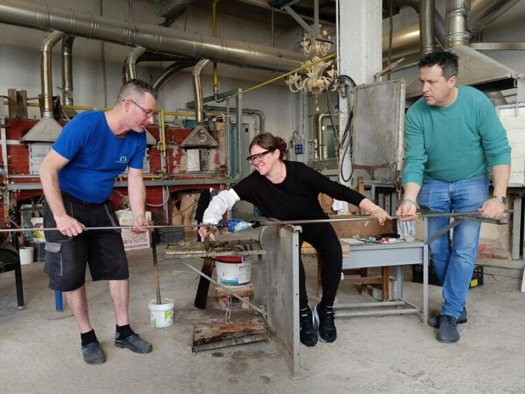 murano-make-your-item-with-a-glass-master-and-take-it-home