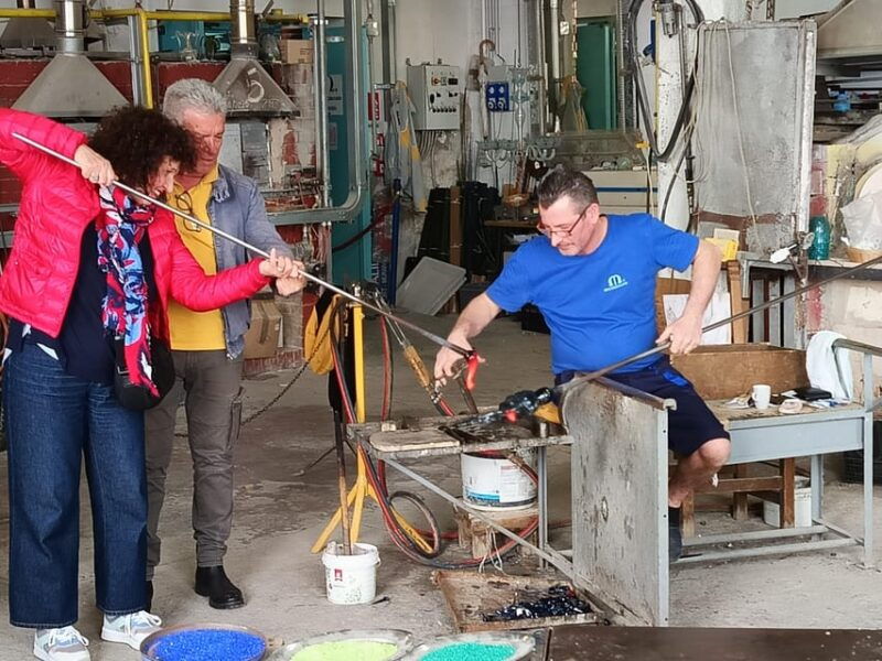 muranoburano-private-guided-tour-glass-blowing-experience