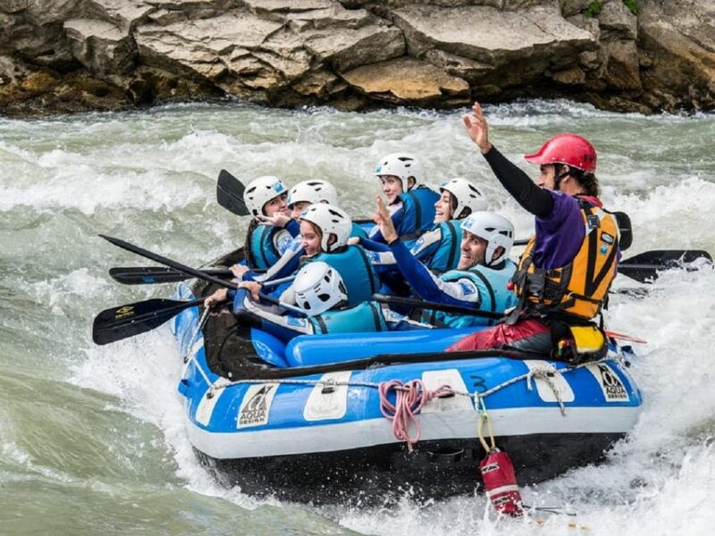 murillo-de-gallego-family-rafting-in-huesca