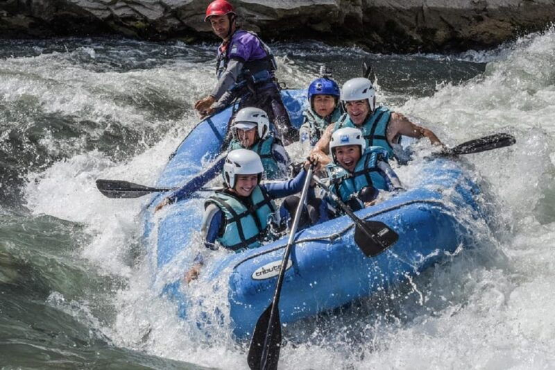 murillo-de-gallego-family-rafting-in-huesca