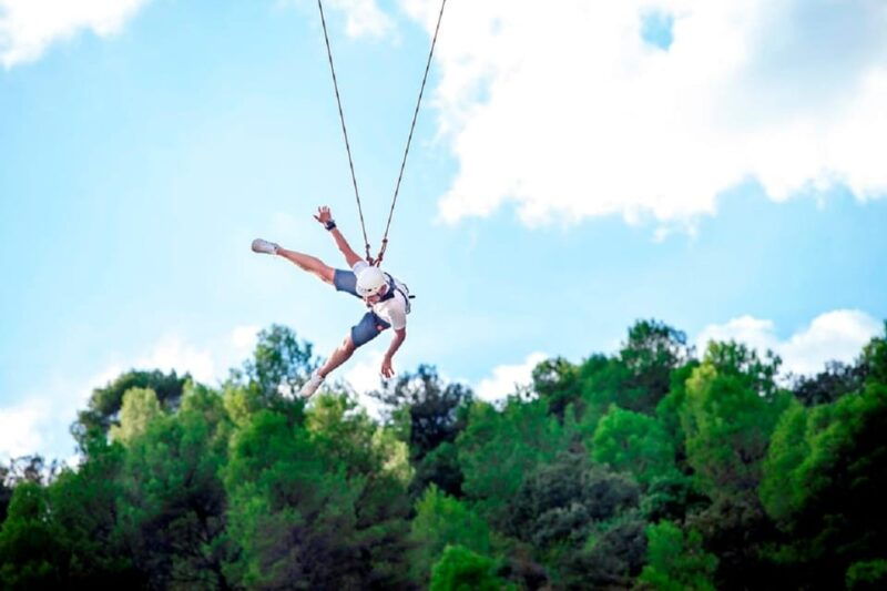 murillo-de-gallego-huesca-bungee-jumping-over-the-river