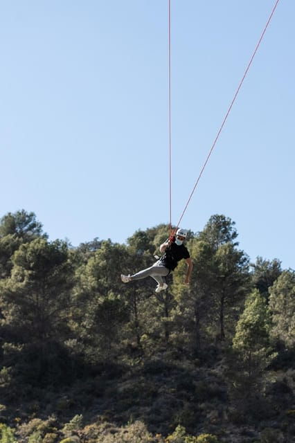 murillo-de-gallego-huesca-bungee-jumping-over-the-river