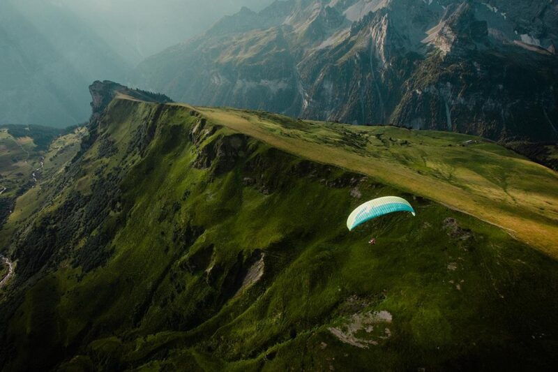 Mürren: Paragliding Panorama Tandem Flight Full Experience - Who Should Consider This Experience?