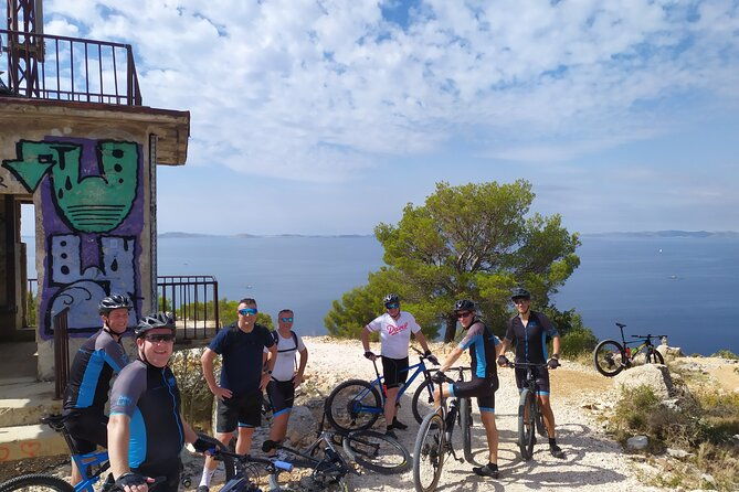 murter-island-bays-by-bike