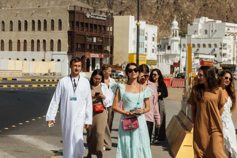 Muscat: Guided Walking Tour of Corniche, Souq & Mutrah Fort - Key Points