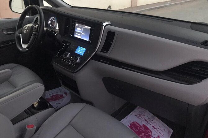 Muscat : Private Transfer from Muscat to Dubai - The Sum Up