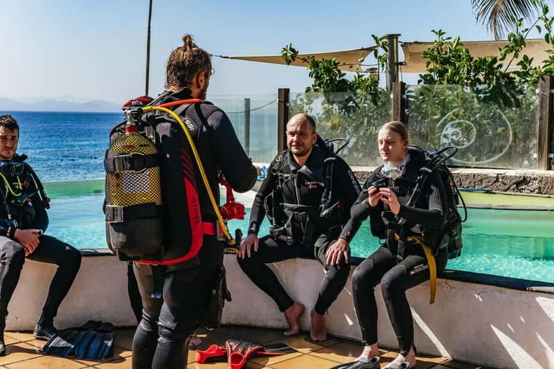 Museo Atlántico: Scuba Dive Lesson for Non-Certified Divers - The Underwater Museum: Art and Marine Ecology
