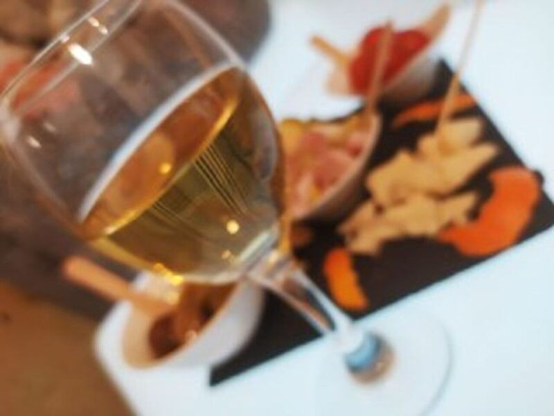 museodinotte-food-wine-and-art-in-the-heart-of-naples