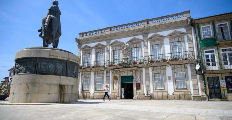 Museum of Decorative Arts - Viana do Castelo - Who Would Love This Experience?