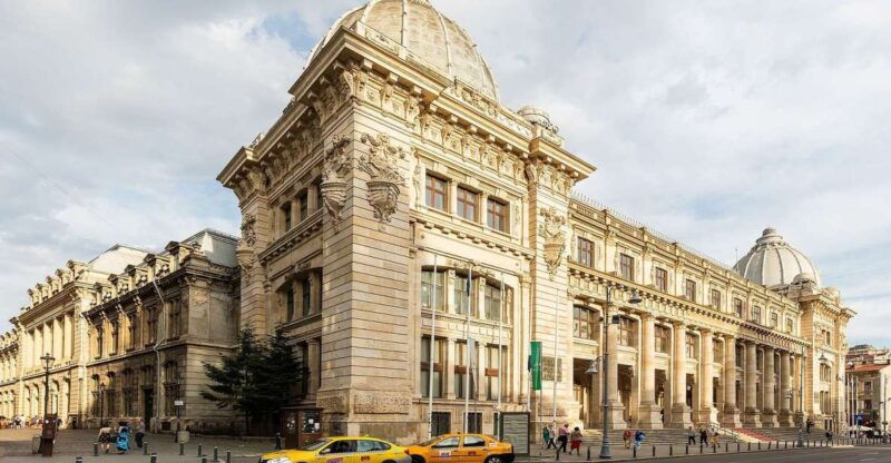 museums-and-galleries-walking-tour-in-bucharest