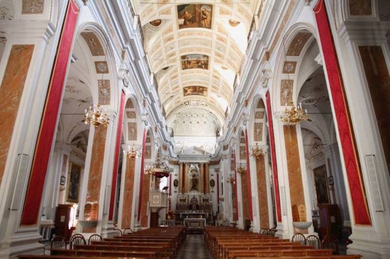 mussomeli-manfredonic-castle-and-churches-walking-tour