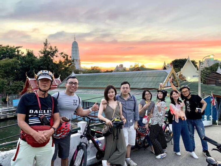 must-try-hidden-bangkok-bike-and-food-tour