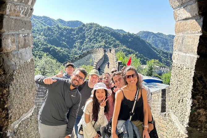 Mutianyu Great Wall Private Layover Tour with Spanish Guide - Who Should Consider This Tour?