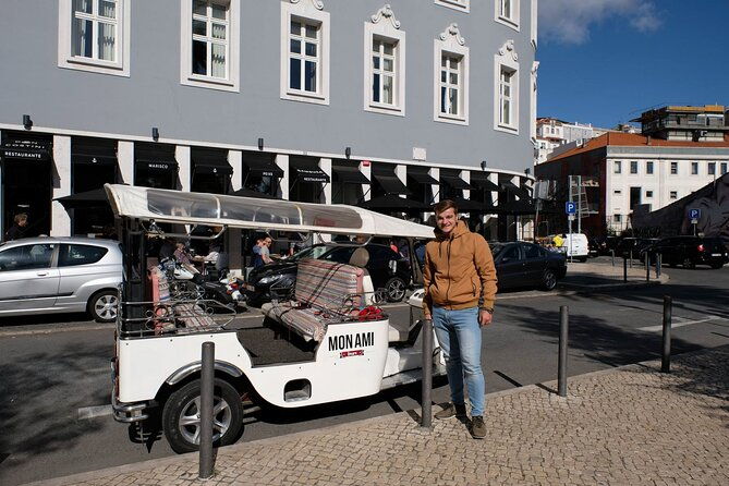 my-friend-burgues-lisbon-city-center-private-tuk-tuk-tour