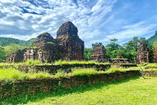My Son Early Morning Tour with Nguyen - Why Choose the My Son Early Morning Tour?  
