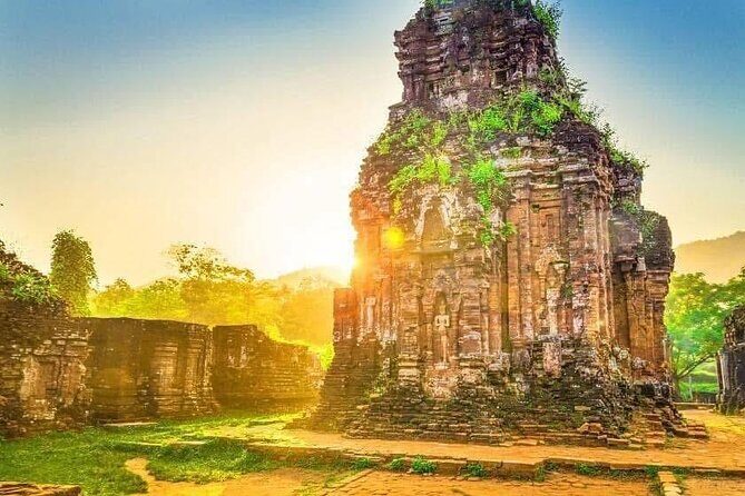 My Son Sanctuary & Hoi An Ancient Town Tour With Boat Ride - Starting with My Son Sanctuary