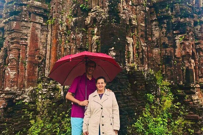 My Son Sanctuary, River Boat, Sunset View Tour from Danang/Hoi An - The Scenic River Cruise: A Taste of Local Life