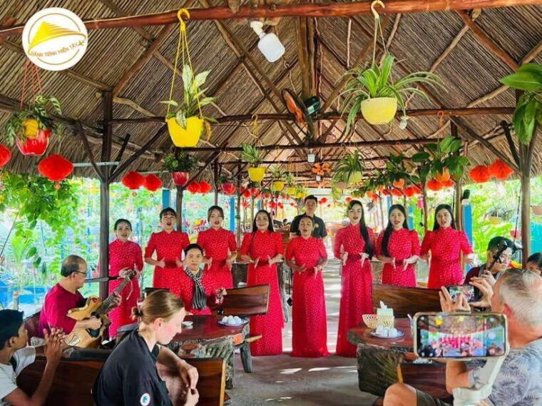 my-tho-mekong-delta-ho-chi-minh-city-night-private-tour