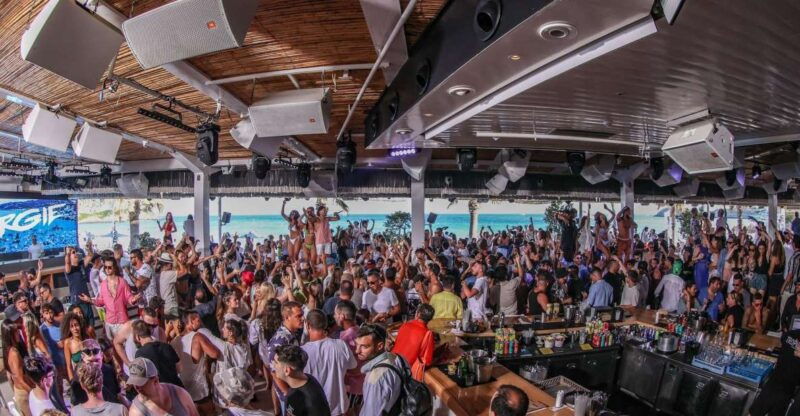 mykonos-best-beach-clubs-crawl-day-party