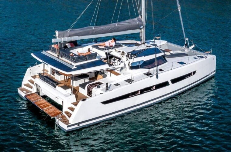 mykonos-catamaran-cruise-with-3-course-meal-and-transfers