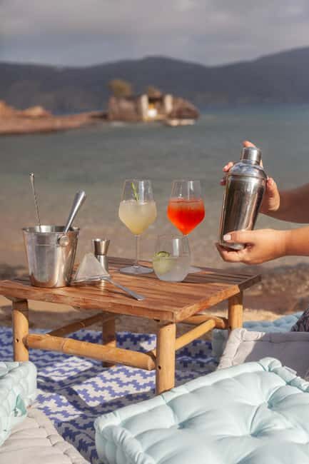 Mykonos: Cocktail Making Class on a Secluded Beach - In-Depth Breakdown of the Experience