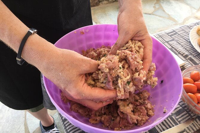 mykonos-cooking-class-of-local-specialties