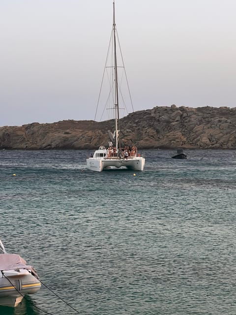 mykonos-day-boho-experience-catamaran-cruise