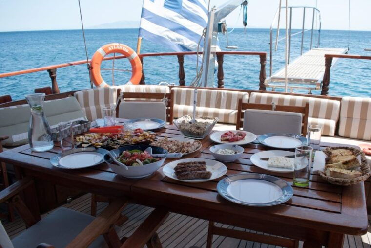 mykonos-delos-and-rhenia-islands-cruise-with-bbq-meal