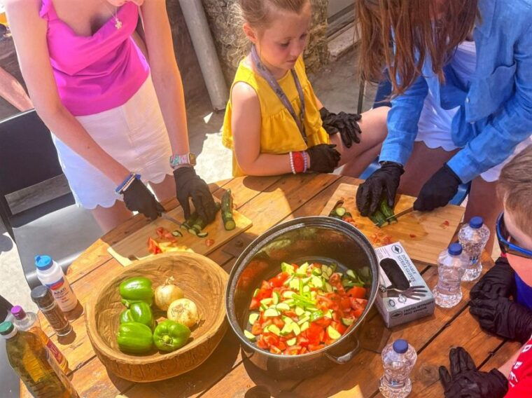 mykonos-group-cooking-class-at-the-home-of-a-local-family