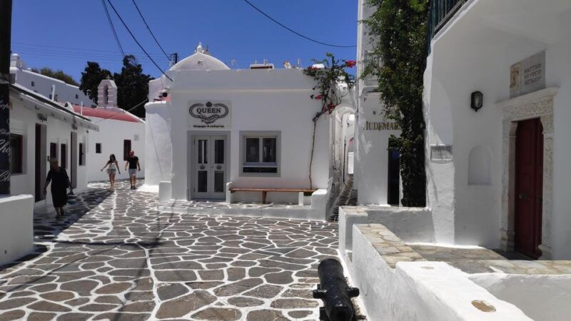 mykonos-highlights-walking-tour-with-a-local