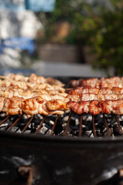 mykonos-make-souvlaki-with-locals