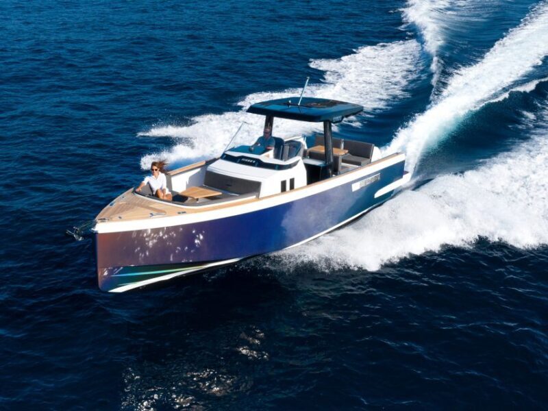 Mykonos: Private Luxury Yacht Cruise with Drinks and Snacks - An Upscale Day on the Water: What to Expect